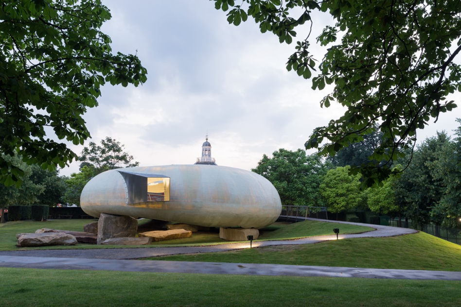 Od Zahy Hadid do Bjarke Ingels Group - wszystkie pawilony letnie Serpentine Galley