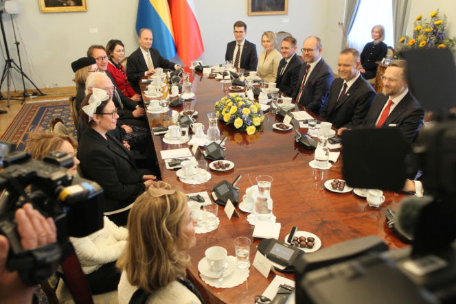 Wizyta szwedzkiej pary królewskiej w Polsce. Powitanie w Pałacu Prezydenckim
