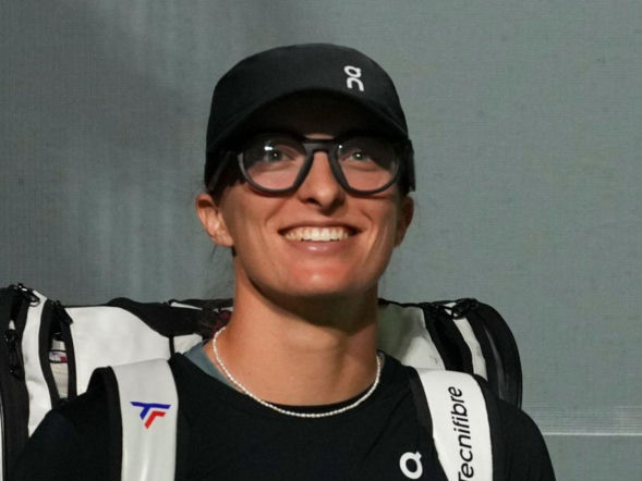 Iga Świątek w okularach! Kibice przecierali oczy ze zdziwienia, zobaczcie zdjęcia!