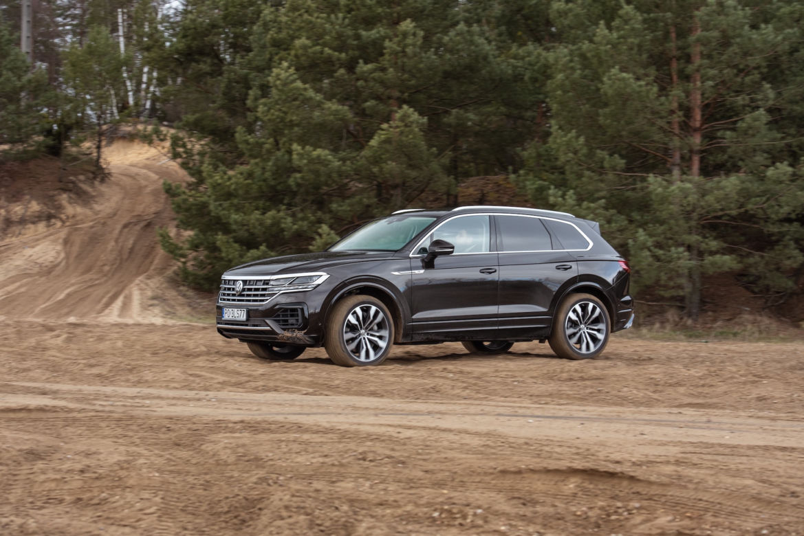 Volkswagen Touareg R Line 4.0 V8 TDI 422 KM