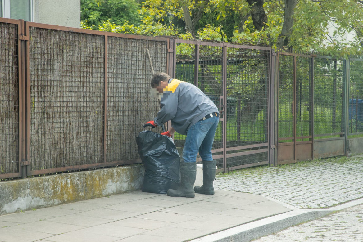 Porządki na posesji Jarosława Kaczyńskiego