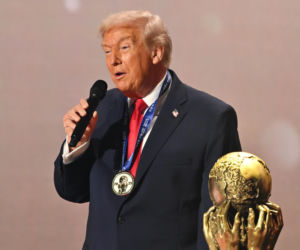 Donald Trump z Nagrodą Pokoju