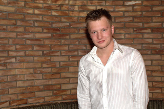 Od nastolatka z "Na Wspólnej" do eleganckiego mężczyzny. Tak zmieniał się Jakub Wesołowski