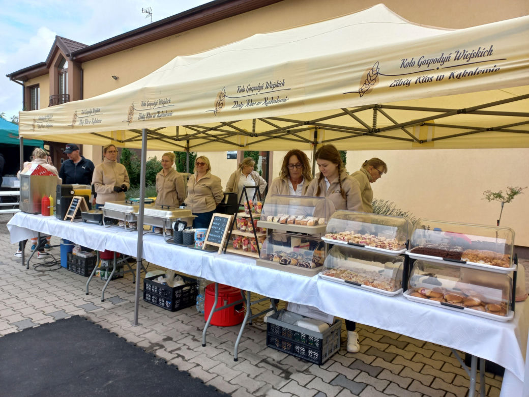 Trwa Ultramaraton Wsparcia i piknik rodzinny w Lesznie