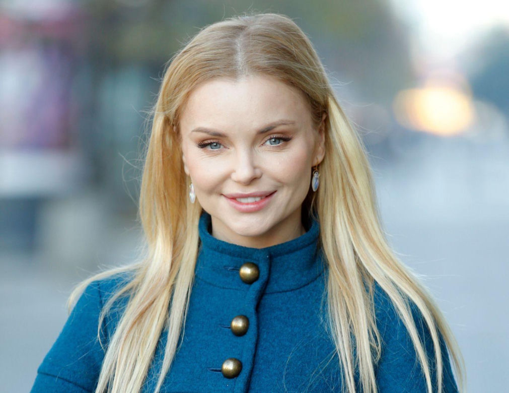 Gorzka prawda o Hollywood. Iza Miko ujawnia, ile naprawdę zarabiają aktorzy