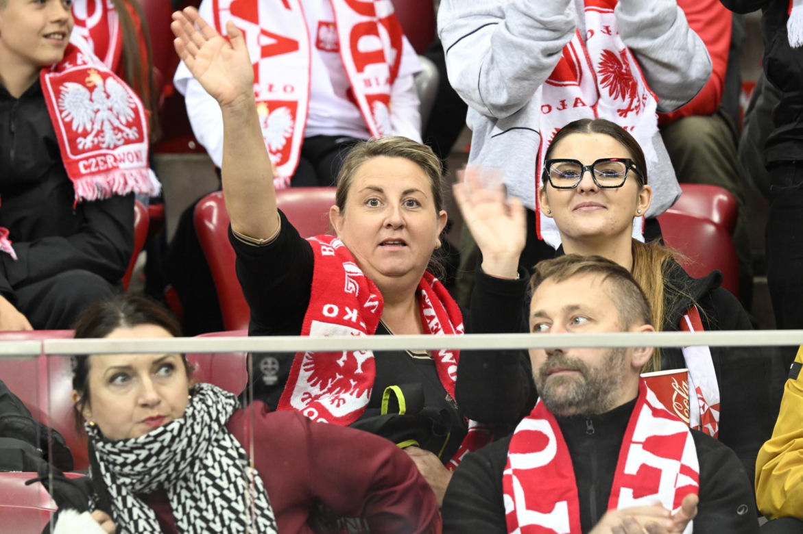 Kibice na meczu Polska - Rumunia. Znajdź się na zdjęciach z Narodowego!