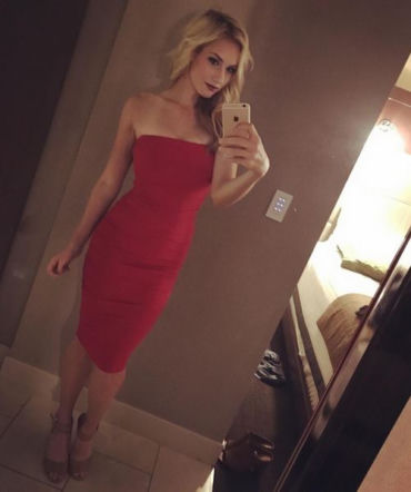 Paige Spiranac - zjawiskowo piękna golfistka