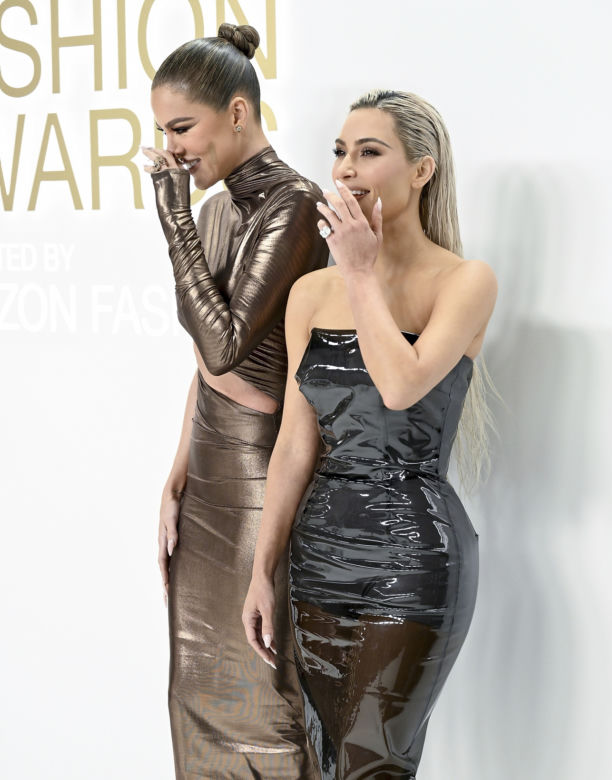 Psychopata twierdzi, że jest mężem Kim Kardashian! Wysłał jej pierścionek i klucz do pokoju w hotelu