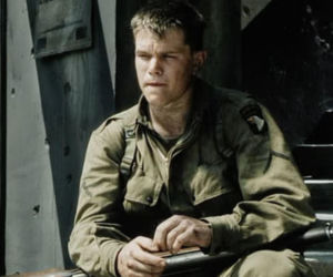 Ta poruszająca scena z Szeregowca Ryana to dzieło przypadku. Tom Hanks nie miał pojęcia, co powie Matt Damon