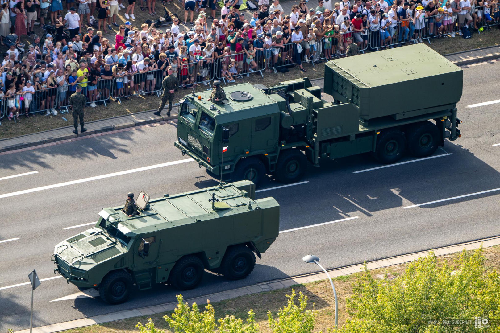 Święto Wojska Polskiego 2026: Wielka defilada w Warszawie i parada morska w Gdyni. Tysiące żołnierzy i ten sprzęt wojskowy zaskoczą Polaków