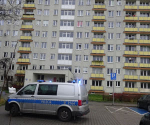Pożar mieszkania na Targówku, w środku znaleźli zwęglone ludzkie zwłoki
