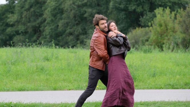 M jak miłość odc. 1906. Agnes (Amanda Mincewicz), Martin (Paweł Izdebski)