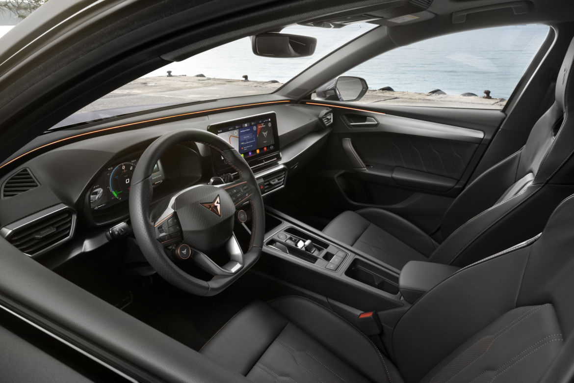 Nowa Cupra Leon (2021)
