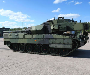 Pierwszy czołg Stridsvagn 123A dotarł do Szwecji