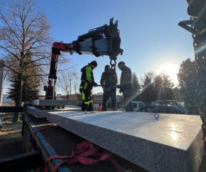 Budowa pomnika Żołnierzy 55. Poznańskiego Pułku Piechoty w Lesznie