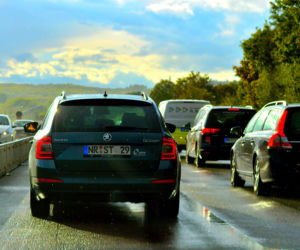 Kto odpowiada za nie zapięte pasy? Kierujący czy pasażer? Słyszałem, że kierowca odpowiada również za pasażerów?