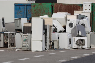 Świąteczny maraton porządkowy czas start. Jak mądrze pozbyć się niepotrzebnej elektroniki?