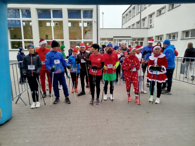 7. Charytatywny Bieg Mikołajkowy z Dwójką w Siedlcach 2025