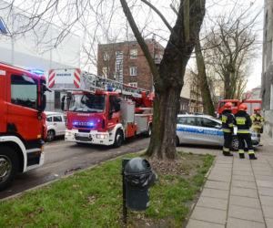 Próba samobójstwa przy ul.Grajewskiej w Warszawie
