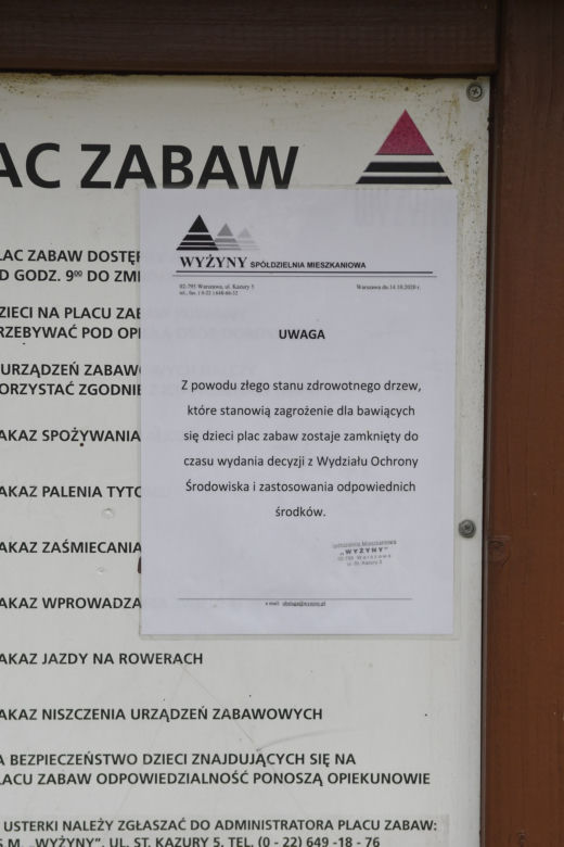 Plac zabaw grozy na Ursynowie. Rodzice drżą o własne dzieci 