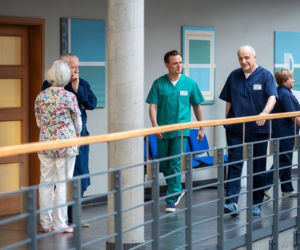 Pierwsza miłość, odcinek 4182: Tajemniczy więzień przerywa milczenie na widok zdjęcia Kingi