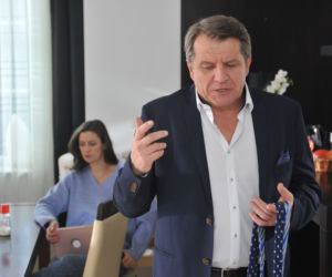Na Wspólnej odc. 2689. Marek (Grzegorz Gzyl), Natalia (Laura Breszka)