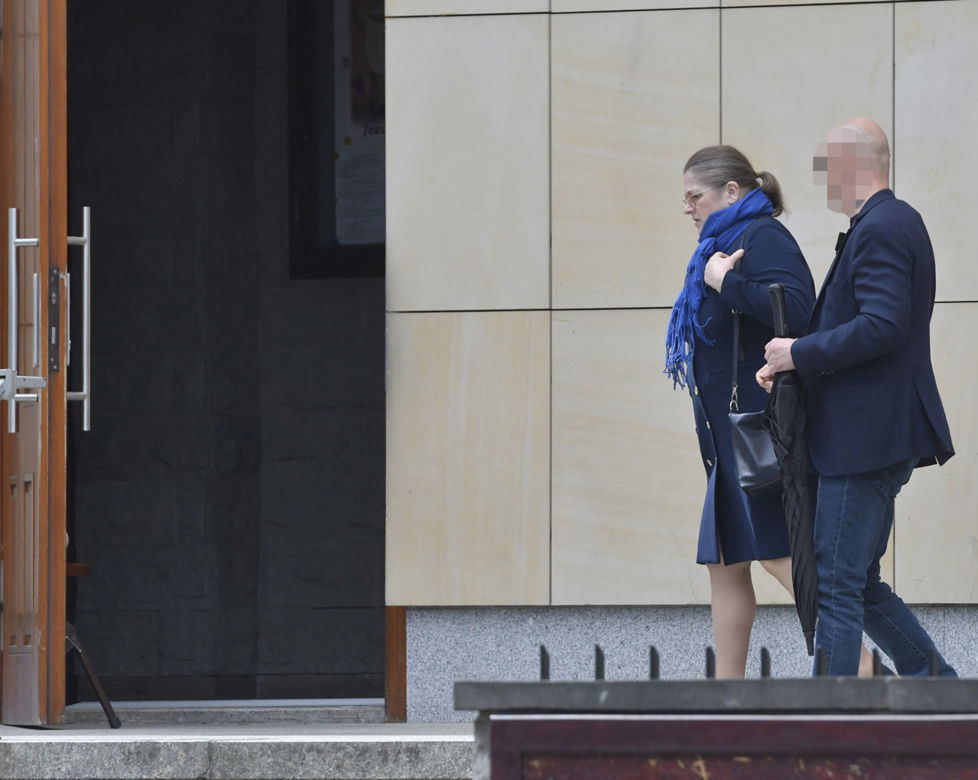 Pawłowicz modli się z ochroniarzem