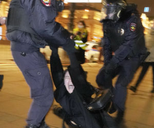 Protesty w Rosji przeciwko wojnie na Ukrainie 