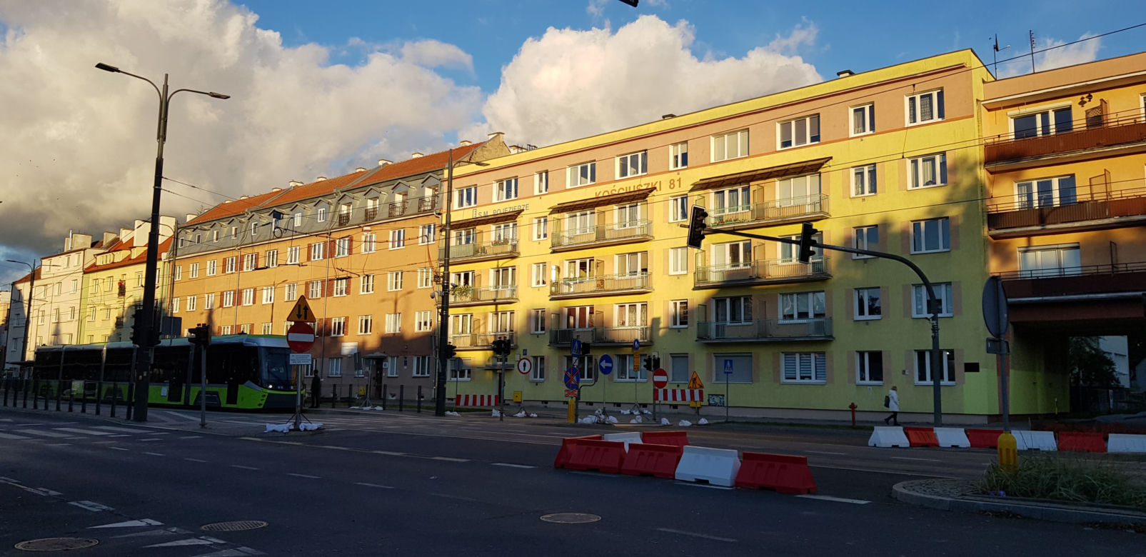 Olsztyn. Skrzyżowanie Piłsudskiego i Kościuszki zamknięte od miesięcy