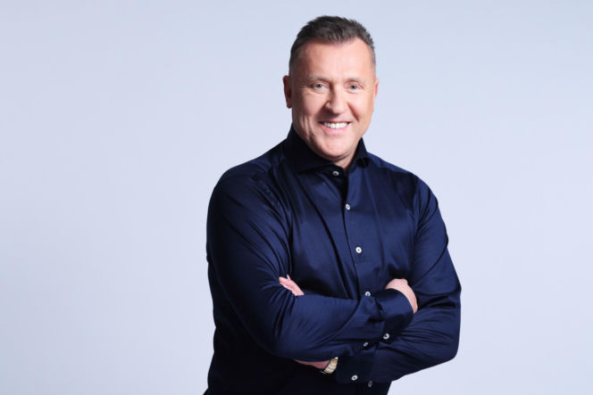 Cezary Kulesza i jego nowa fryzura