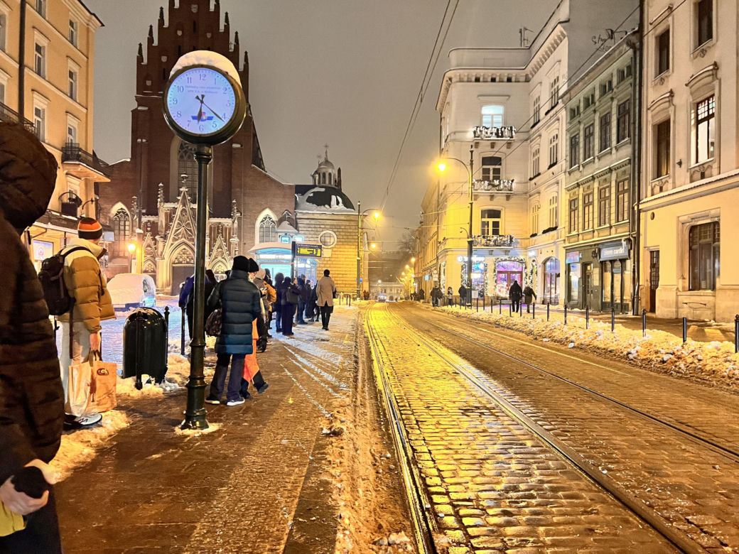Święty Mikołaj jechał w krakowskim tramwaju 