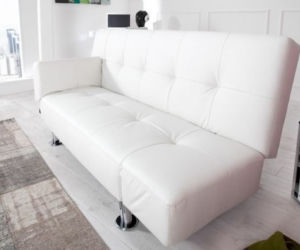 Biała sofa