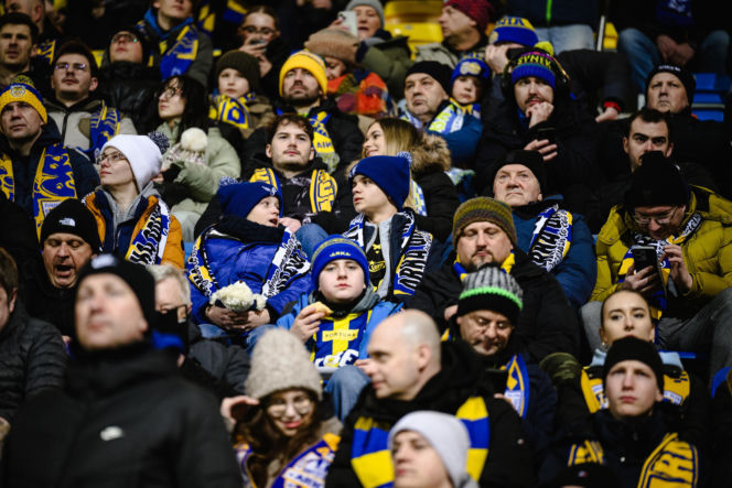 Arka Gdynia - Lechia Gdańsk: Zdjęcia kibiców z derbów Trójmiasta w ramach 23. kolejki PKO BP Ekstraklasy