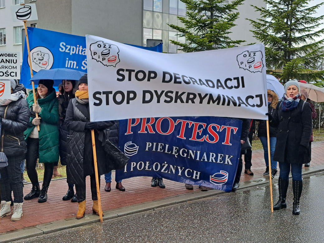 Protest pielęgniarek w Tarnowie