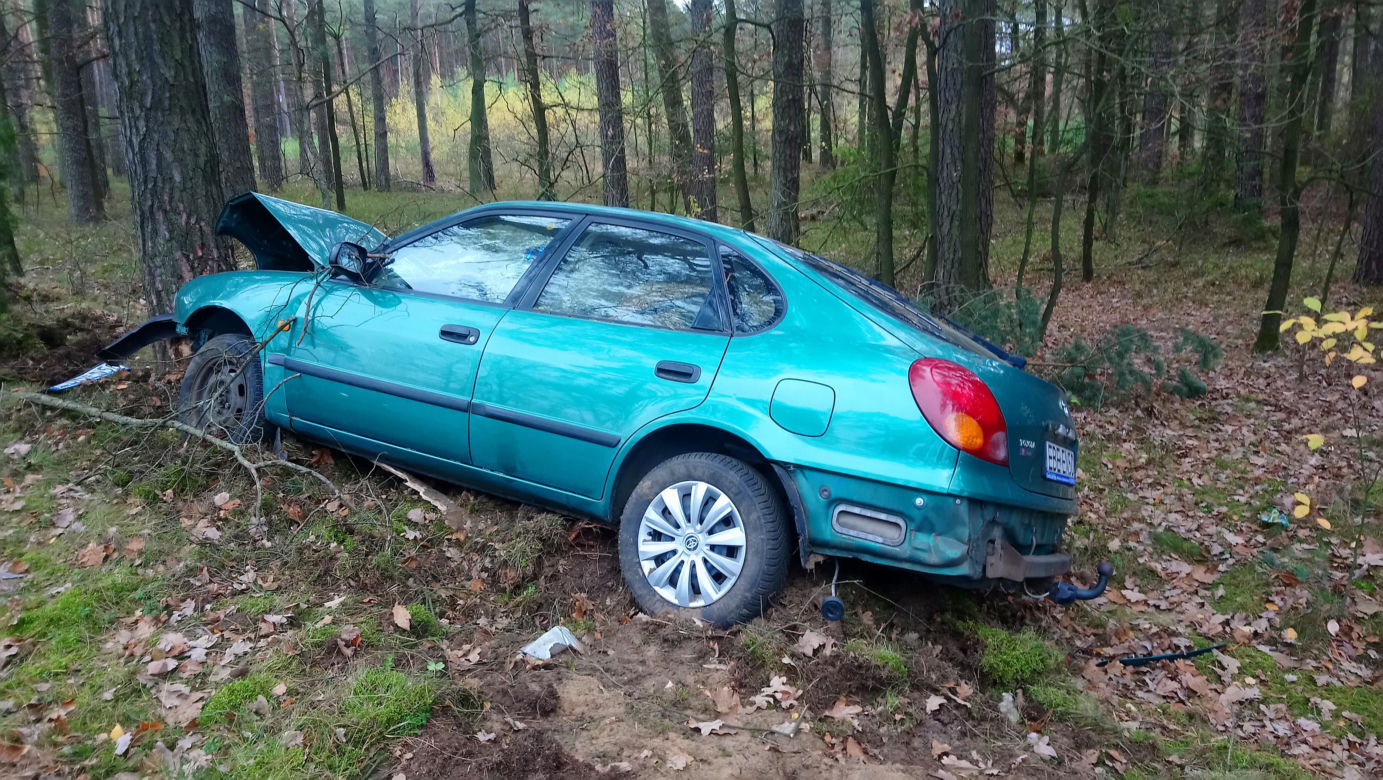 Wypadek na dk 74 pod Bełchatowem