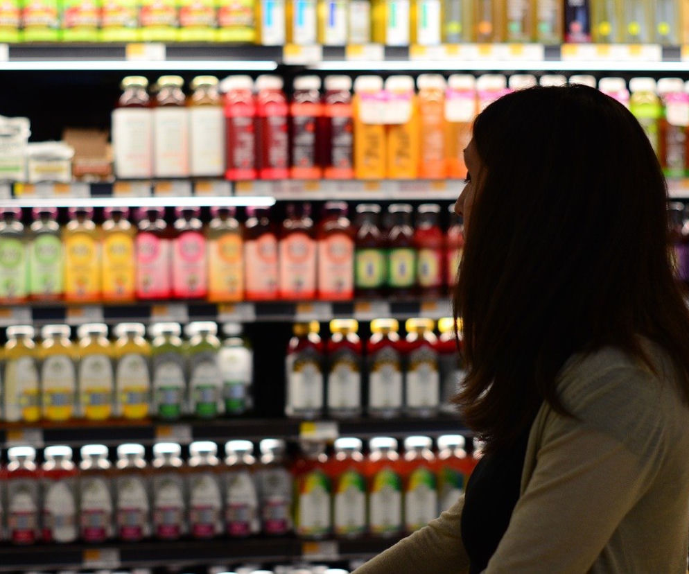Niezaszczepione osoby nie wejdą do Carrefoura, Auchana czy Ikei. Przy wejściu prowadzone są KONTROLE!