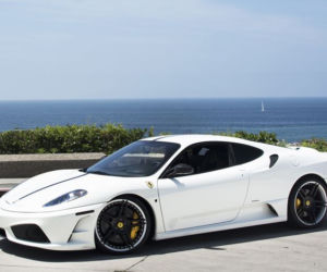 Floyd Mayweather sprzedaje swoje Ferrari