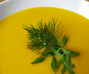 Zupa krem z marchewki: przepis krok po kroku
