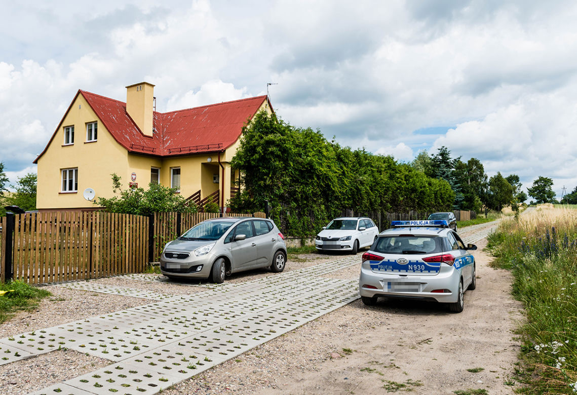 Zastrzelił żonę, bo miała romans z księdzem?