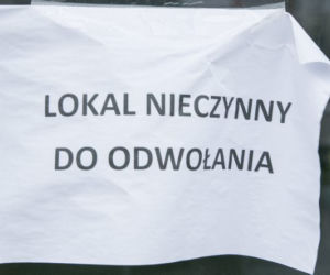 Pracownicy restauracji udusili szefa szalikiem. Szokujący wyrok sądu 