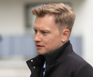 Na Wspólnej, odcinek 3086: Igor wyciągnie Ewę z aresztu? Opłaci ważnego świadka i szantażystkę - ZWIASTUN
