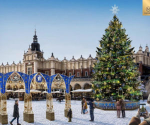 Kraków pokazał świąteczną iluminację. Gotyk przełożony na język świetlny