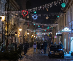 To najbardziej świąteczne miasto w województwie śląskim. Częściowo znajduje się w Małopolsce