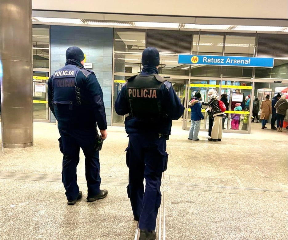 Finał WOŚP 2023. Policja strzeże bezpieczeństwa warszawiaków 