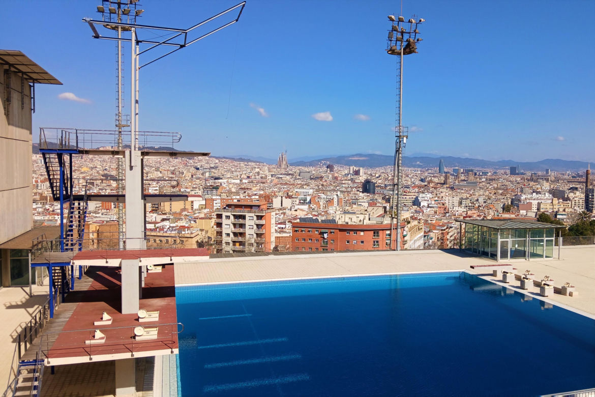 Piscina Municipal de Montjuïc w Barcelonie