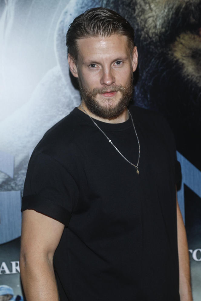 Sebastian Fabijański przeszedł ogromną metamorfozę. Kiedyś twardziel, dziś podbija taneczny parkiet