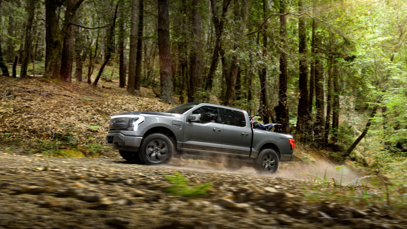 Ford F-150 Lightning (2022)