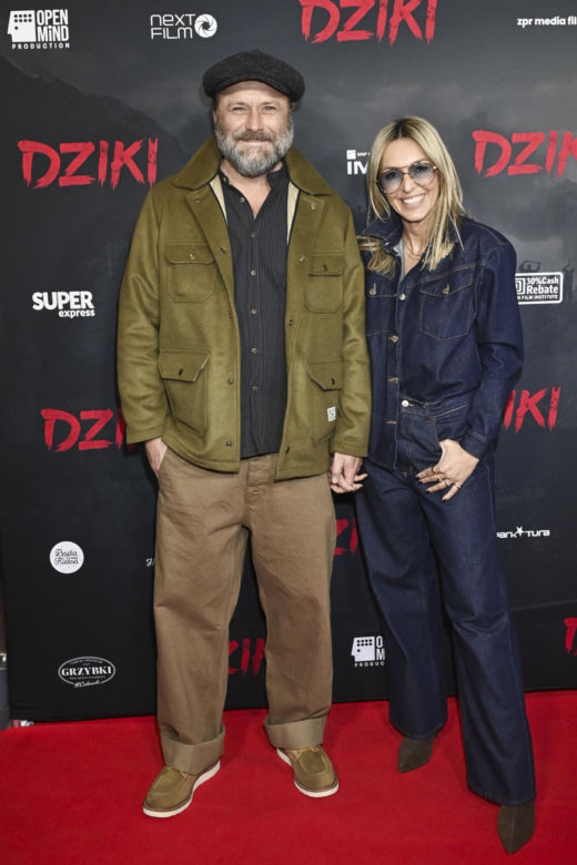 Leszek Lichota na premierze "Dziki" z nową partnerką