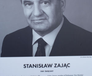 Posłowie i senatorowie, którzy zginęli pod Smoleńskiem