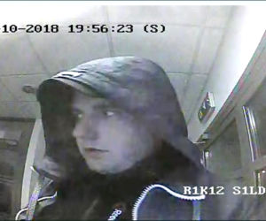 Policja w Łodzi poszukuje sprawcy usiłowania kradzieży pieniędzy z bankomatu przy ul. Zakładowej